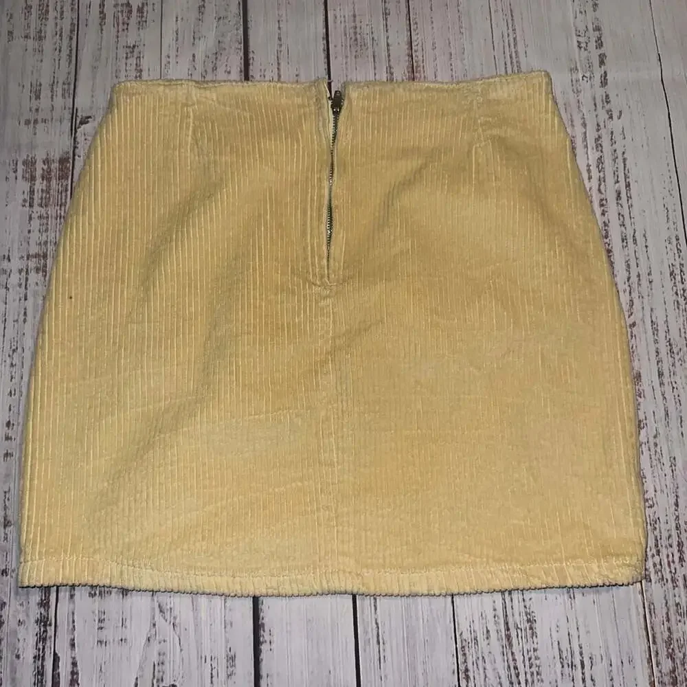 Womens Size S Corduroy Y2K Skirt Mini Skirt Pockets Back Zipper Mustard Yellow